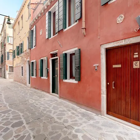 La Caorlina - Pied A Terre - Bas-relief Apartment