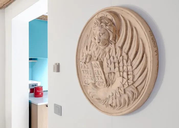 La Caorlina - Pied A Terre - Bas-relief