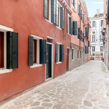 La Caorlina - Pied à Terre - Bas-relief * Venise