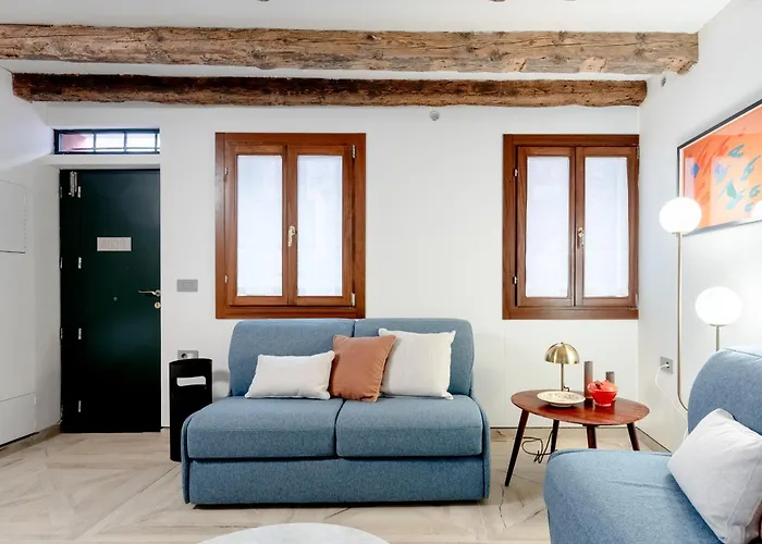 La Caorlina - Pied A Terre - Bas-relief Velence